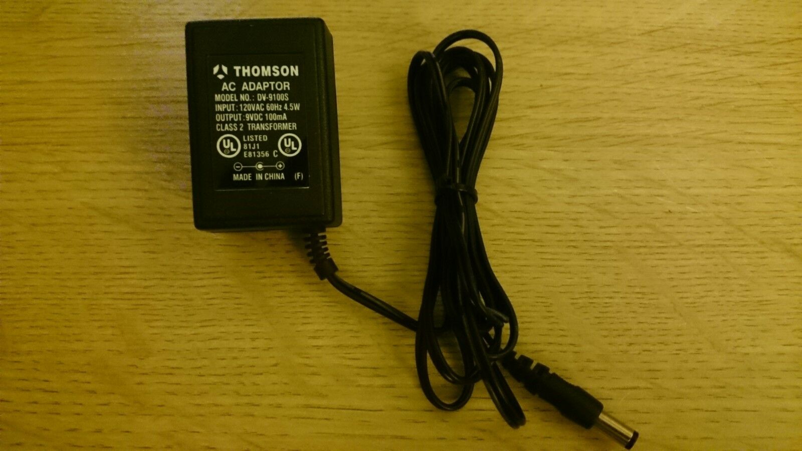 New Thomson DV-9100S 9V 100mA 4.5W AC Adapter Power Supply Charger